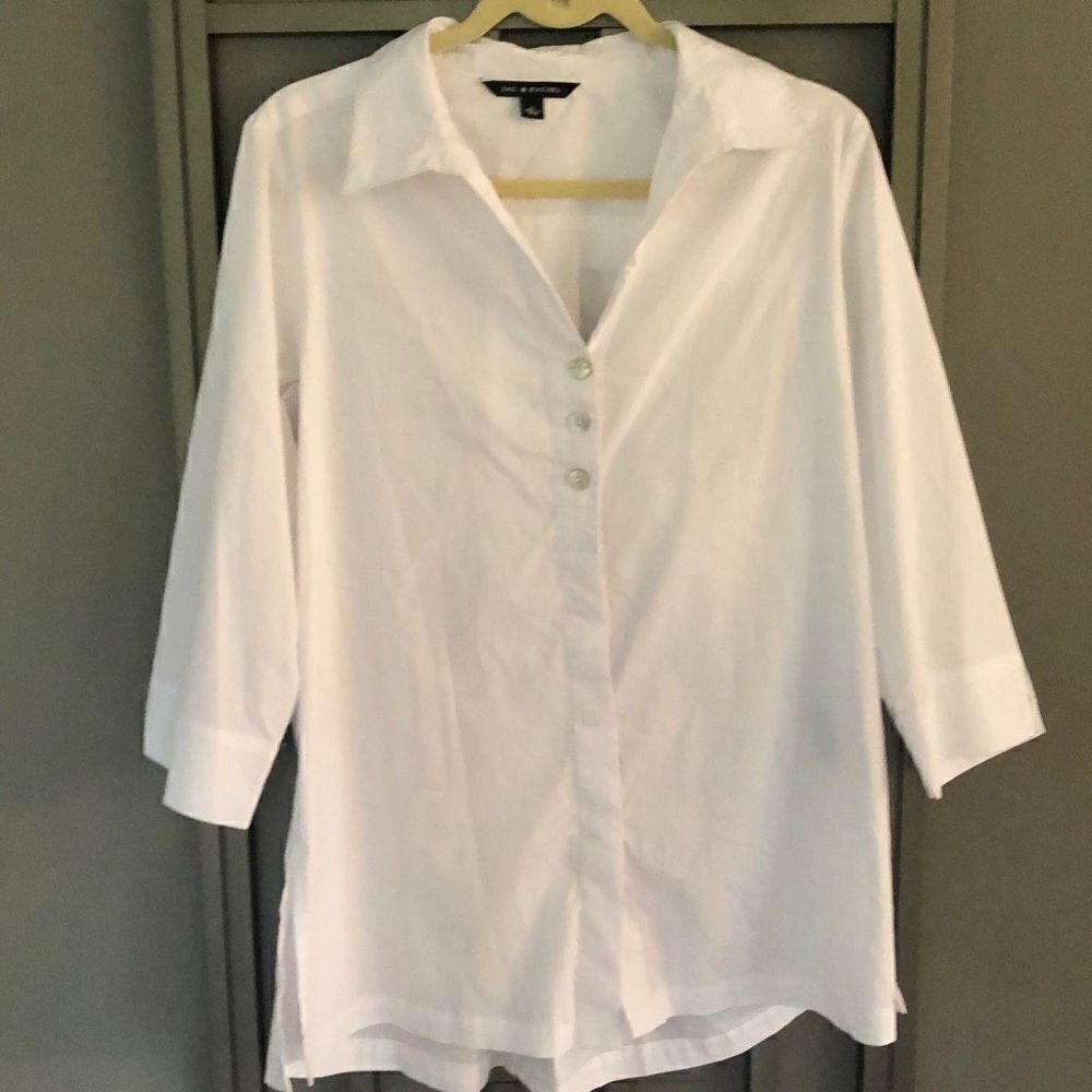 Zac & Rachel White tunic blouse with shell button detail size L - Picture 1 of 7